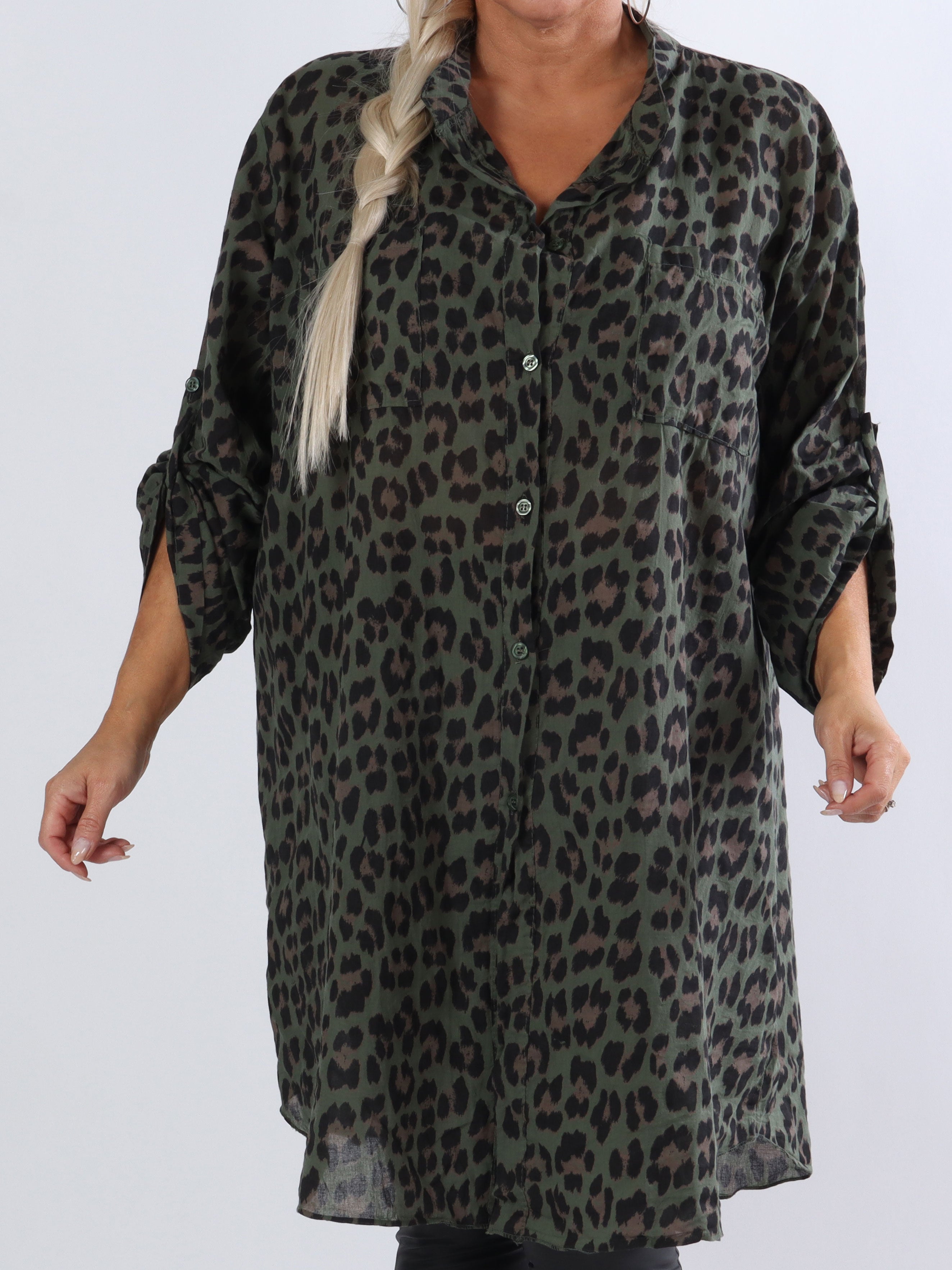 Berna Leo - Plus size skjorte i leopardprint med lommer